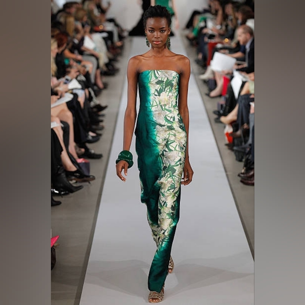 ○$4,800 OSCAR DE LA RENTA GREEN FLORAL SILK GOWN US 10 L - Picture 2 of 16
